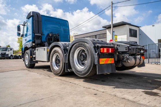 VOLVO FMX 460-6x4 FMX 460-6x4 2016 2 Tractor Units image 19