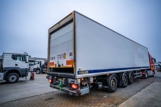 CHEREAU CHEREAU+CARRIER VECTOR 1950 MULTI TEMP. Chereau CHEREAU+CARRIER VECTOR 1950 MULTI TEMP. 2013 2 Refrigerated semi t...