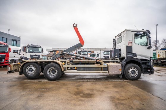 RENAULT C430.26 +DALBY C430.26 +DALBY 2018 2 image 19