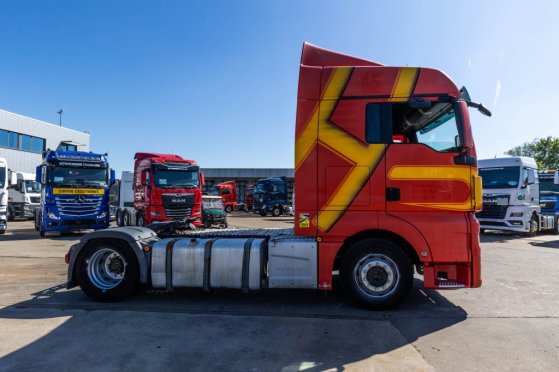 MAN TGX 18.440 XLX BLS + KIPHYDR. TGX 18.440 XLX BLS + KIPHYDR. 2015 2 Tractor Units image 18