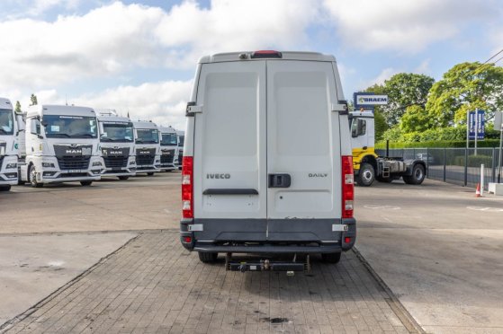 IVECO DAILY 35S17-3.0D DAILY 35S17-3.0D 2011 2 image 4