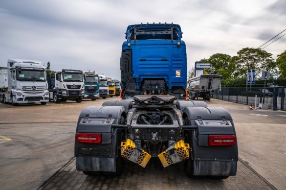 MAN TGX 26.580 XL BLS+INTARDER+BIG AXLES+HYDR. TGX 26.580 XL BLS+INTARDER+BIG AXLES+HYDR. 2017 2 Tractor Units image 4