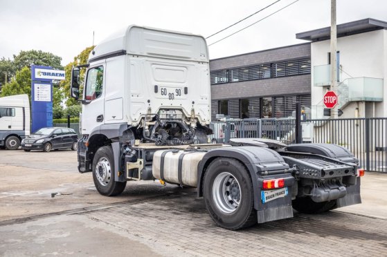 MERCEDES AROCS 1846 LS (No Actros) Mercedes-Benz AROCS 1846 LS (No Actros) 2017 2 Tractor Units image 4