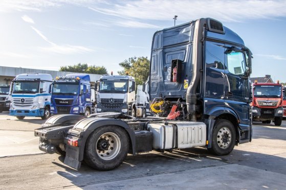 MERCEDES ACTROS 1848 LS+E6+HYDR. Mercedes-Benz ACTROS 1848 LS+E6+HYDR. 2014 2 Tractor Units image 4