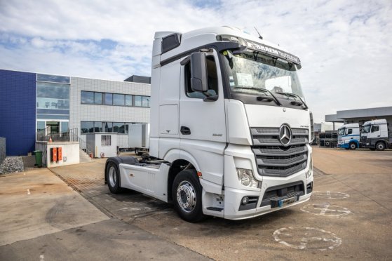 MERCEDES ACTROS 1845 LS+VOITH Mercedes-Benz ACTROS 1845 LS+VOITH 2016 2 Tractor Units image 18