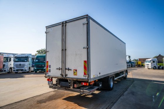 RENAULT D 16 WIDE 250 DXI +DHOLLANDIA D 16 WIDE 250 DXI +DHOLLANDIA 2014 2 image 34