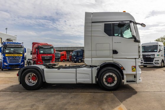 MAN TGX 18.510 LLS+INTARDER+HYDR TGX 18.510 LLS+INTARDER+HYDR 2022 2 Tractor Units image 19