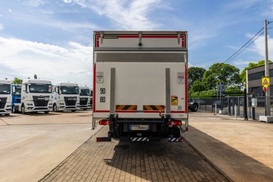 RENAULT D12.240+HAYON ANTEO 1.7T. D12.240+HAYON ANTEO 1.7T. 2020 2 image 49