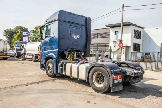 MERCEDES ACTROS 1848 LS+E6+HYDR. Mercedes-Benz ACTROS 1848 LS+E6+HYDR. 2014 2 Tractor Units image 4