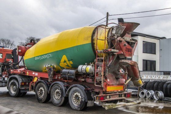 LIEBHERR LIEBHERR BETON MIXER/MALAXEUR/MISCHER-12M³ LIEBHERR BETON MIXER/MALAXEUR/MISCHER-12M³ 2008 2 Concrete Mixer Pump ...
