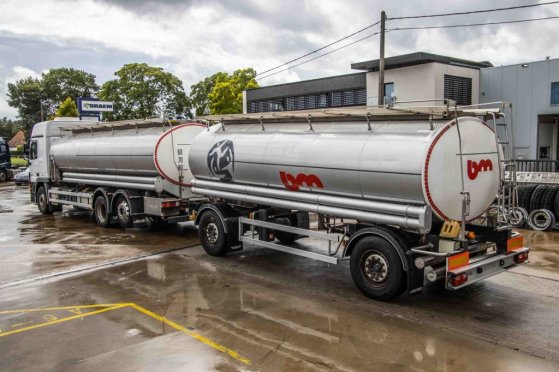 MERCEDES ACTROS 2544-MP3+MAGYAR-INOX-18.200L+6COMP Mercedes-Benz ACTROS 2544-MP3+MAGYAR-INOX-18.200L+6COMP 2012 2 image 46