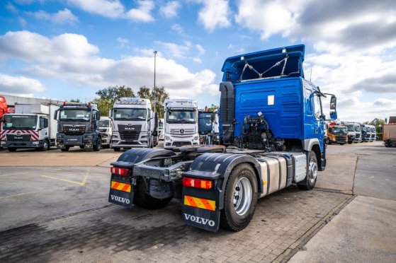 VOLVO FMX 420+KIPHYDR. FMX 420+KIPHYDR. 2018 2 Tractor Units image 64