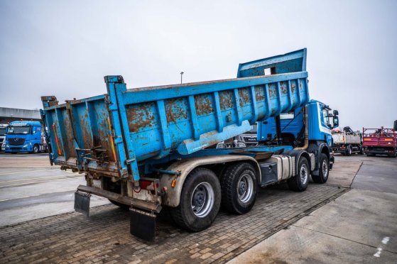 SCANIA P380 P380 2009 2 Tipper trucks image 40