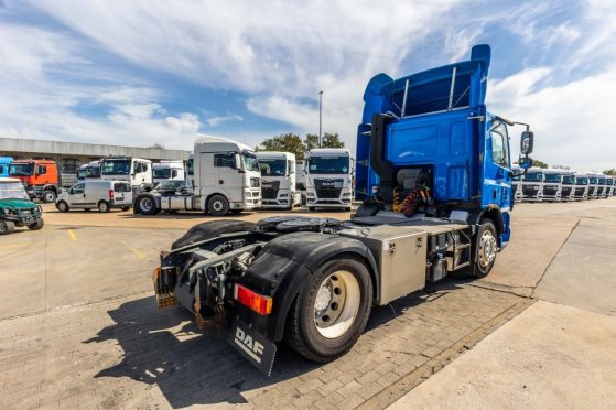 DAF CF 360 - EURO 5 CF 360 - EURO 5 2009 2 Tractor Units image 4