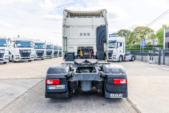 DAF XF 460 XF 460 2015 2 Tractor Units image 4