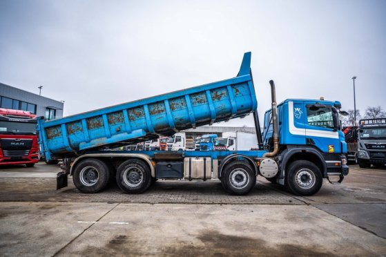 SCANIA P380 P380 2009 2 Tipper trucks image 5