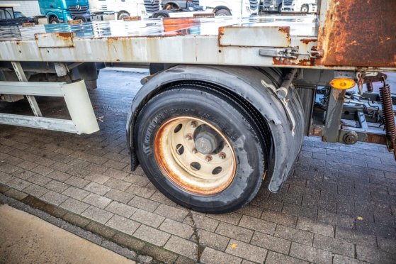 LECITRAILER VOLAILLE/GEFLÛGEL/POULTRY+REHAUSSABLE Lecitrailer VOLAILLE/GEFLÛGEL/POULTRY+REHAUSSABLE 2011 2 Flatbed open tr...