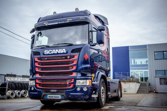 SCANIA R450+INTARDER+KIPHYDR+65T+FULL OPTION R450+INTARDER+KIPHYDR+65T+FULL OPTION 2015 2 Tractor Units image 18