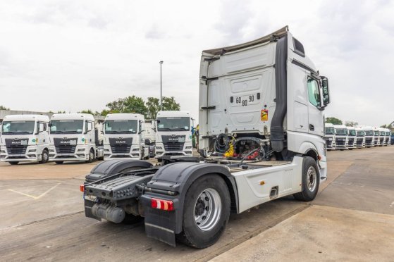 MERCEDES ACTROS 1845+VOITH+HYDR Mercedes-Benz ACTROS 1845+VOITH+HYDR 2017 2 Tractor Units image 4