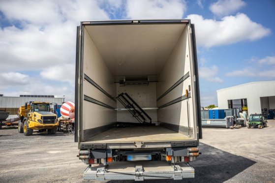 CHEREAU CHEREAU+CARRIER+DHOLLANDIA 2.5 T. Chereau CHEREAU+CARRIER+DHOLLANDIA 2.5 T. 2017 2 image 33