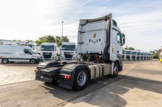 MERCEDES ACTROS 1845 LS Mercedes-Benz ACTROS 1845 LS 2015 2 Tractor Units image 16