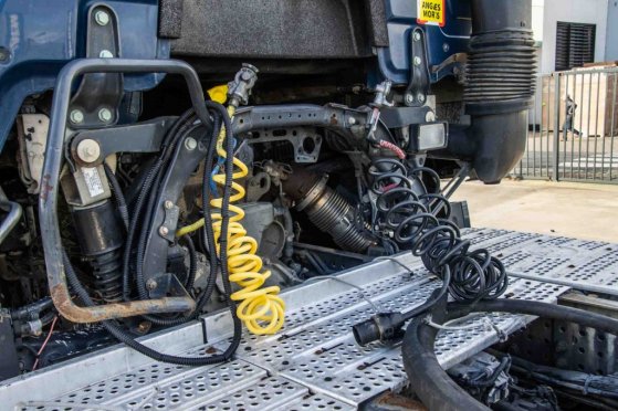 MERCEDES ACTROS 1843 LS+E6+HYDRAULIQUE Mercedes-Benz ACTROS 1843 LS+E6+HYDRAULIQUE 2014 2 Tractor Units image 24