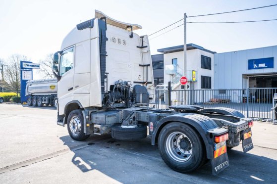 VOLVO FH 4 460 590 2014 2 Tractor Units image 35