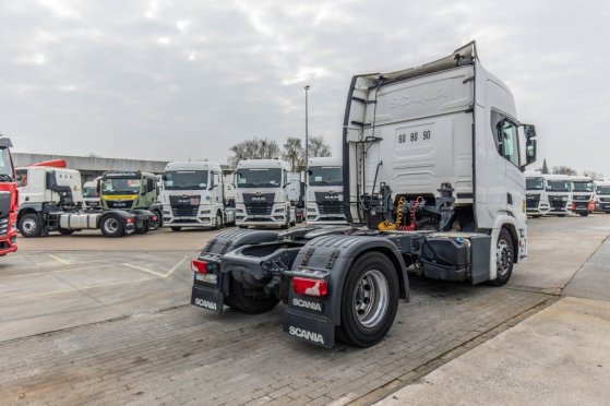 SCANIA R450 NEW MODEL+RETARDER R450 NEW MODEL+RETARDER 2018 2 Tractor Units image 104