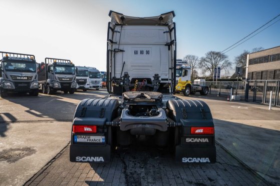 SCANIA R 450 NEW MODEL + RETARDER R 450 NEW MODEL + RETARDER 2019 2 Tractor Units image 80