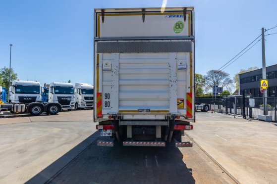 RENAULT D19 320 DXI + DHOLLANDIA D19 320 DXI + DHOLLANDIA 2017 2 image 46