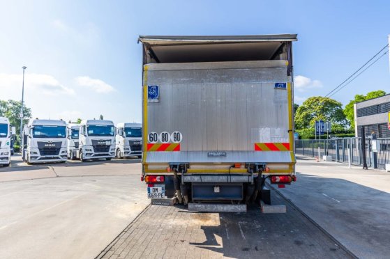 RENAULT D18.250 DXI+DHOLLANDIA D18.250 DXI+DHOLLANDIA 2014 2 image 33