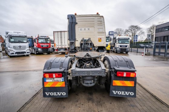 VOLVO FMX 460 GLOB + HYDR FMX 460 GLOB + HYDR 2017 2 Tractor Units image 65