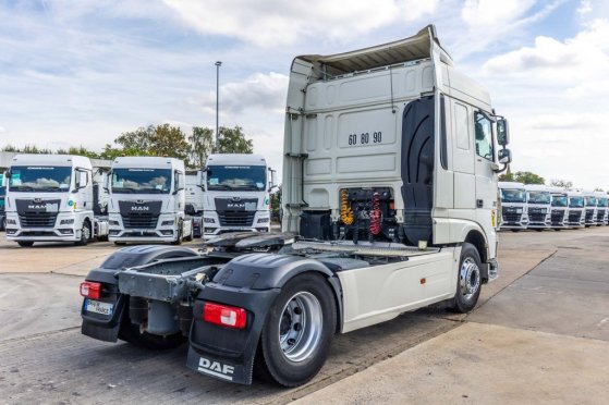 DAF XF 460 XF 460 2015 2 Tractor Units image 5
