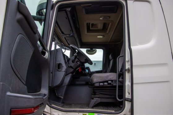 SCANIA G 340 (LNG GAS) 10182 2015 2 Tractor Units image 6