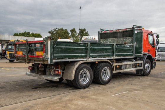 VOLVO FE 300 - 172 890 KM FE 300 - 172 890 KM 2011 2 Tipper trucks image 6