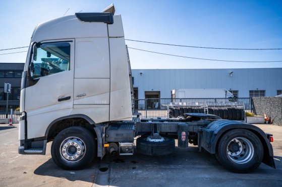 VOLVO FH 4 460 3291 2014 2 Tractor Units image 6