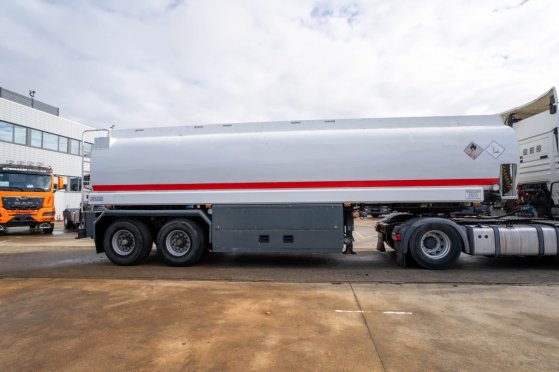 Heavy machinery product image - Image 6 of 15