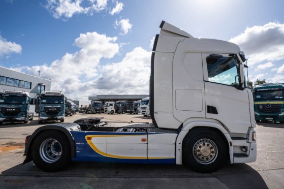 SCANIA R450-NEW MODEL + KIPHYDR. R450-NEW MODEL + KIPHYDR. 2017 2 Tractor Units image 21