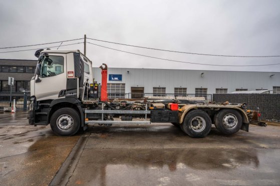 RENAULT C430.26 +DALBY C430.26 +DALBY 2018 2 image 21
