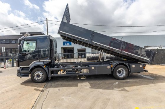 VOLVO FL 290 - 21.000 KM FL 290 - 21.000 KM 2021 2 Tipper trucks image 34