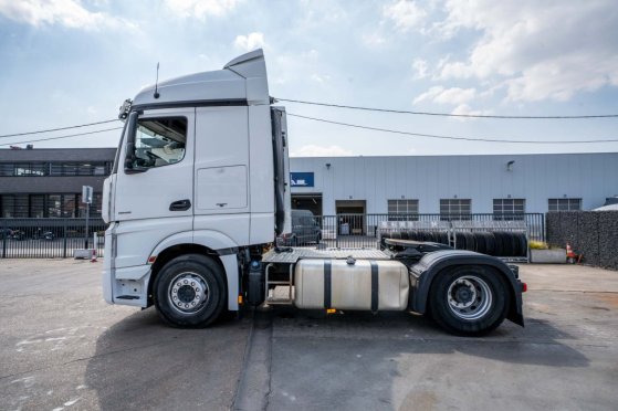 MERCEDES ACTROS 1845 LS Mercedes-Benz ACTROS 1845 LS 2015 2 Tractor Units image 6