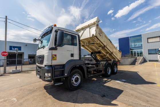 MAN TGS 33.400 BB+BIBENNE+INTARDER TGS 33.400 BB+BIBENNE+INTARDER 2009 2 Tipper trucks image 32