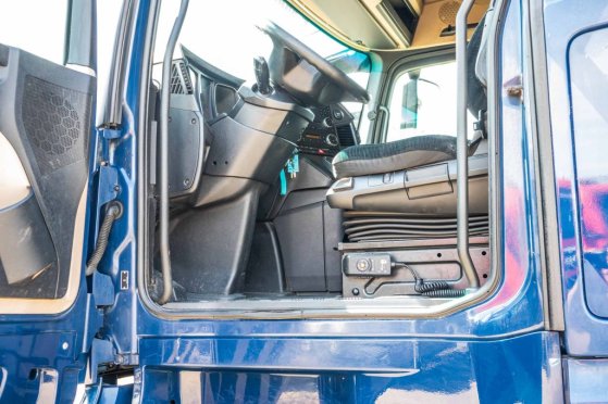 MERCEDES ACTROS 1848 LS Mercedes-Benz ACTROS 1848 LS 2015 2 Tractor Units image 6