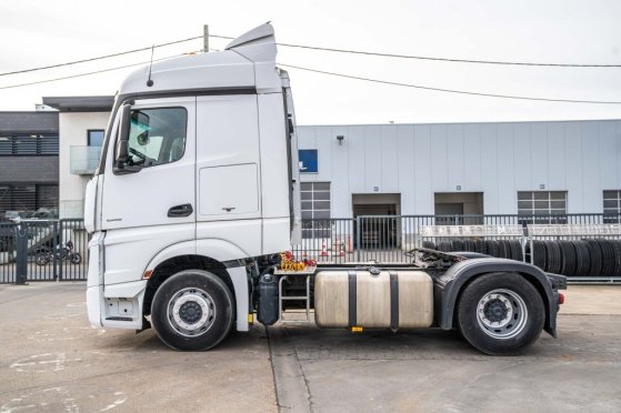 MERCEDES ACTROS 1845 LS+E6 Mercedes-Benz ACTROS 1845 LS+E6 2014 2 Tractor Units image 51