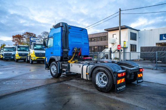 VOLVO FM 420 +KIPHYDR. FM 420 +KIPHYDR. 2018 2 Tractor Units image 22