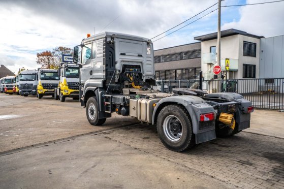 MAN TGS 18.480 BLS - 4X4 (Cardan) TGS 18.480 BLS - 4X4 (Cardan) 2015 2 Tractor Units image 36