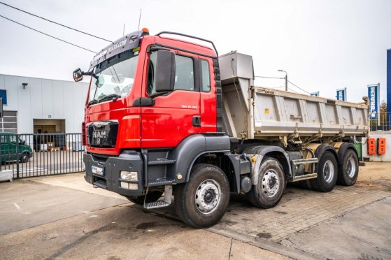 MAN TGS 35.360 BB TGS 35.360 BB 2011 2 Tipper trucks image 36