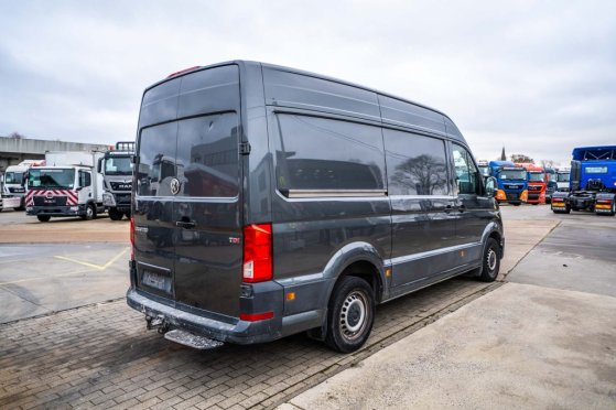 VW CRAFTER 2.0 TDI - 70 536 KM Volkswagen Crafter 2.0 TDI - 70 536 KM 2018 2 image 36