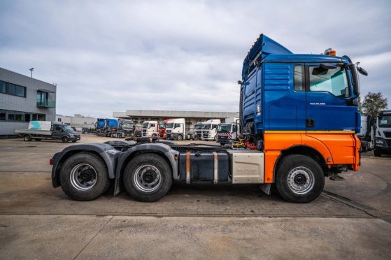 MAN TGX 26.580 XL BLS+INTARDER+BIG AXLES+HYDR. TGX 26.580 XL BLS+INTARDER+BIG AXLES+HYDR. 2017 2 Tractor Units image 21
