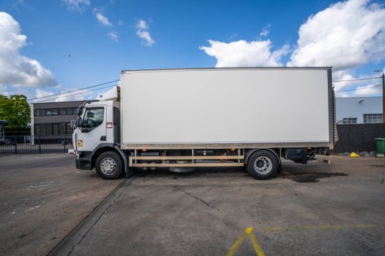 RENAULT D 19 WIDE 320 DXI +DHOLLANDIA 2t. D 19 WIDE 320 DXI +DHOLLANDIA 2t. 2016 2 image 34